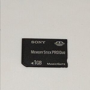 Sony Memory Stick PRO Duo 1GB - Black and White